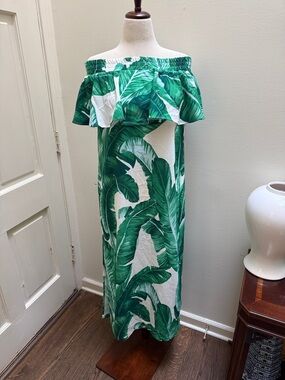 Off-Shoulder Green Palm-Print Maxi Skirt